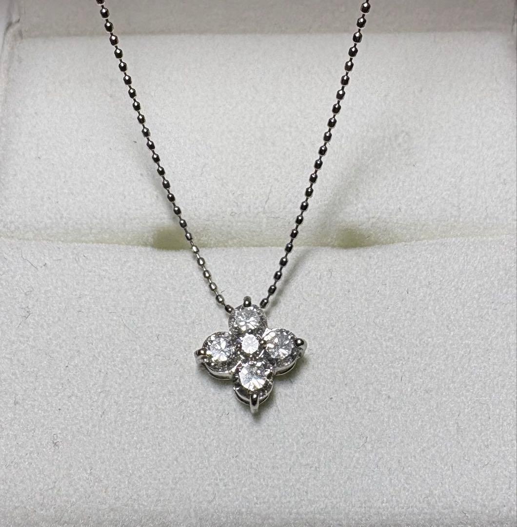 美品　プラチナダイヤモンド0．7カラットネックレス刻印あり