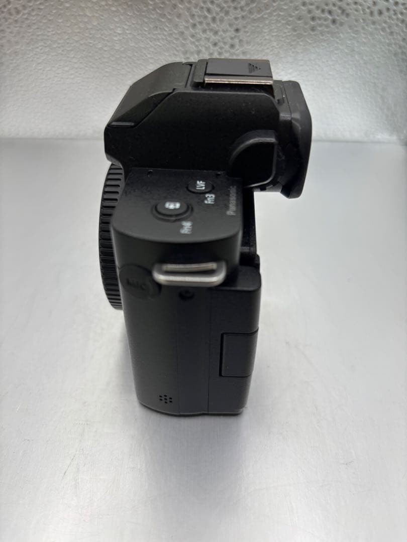 シャッター回数1800未満　良好G100Dボディ