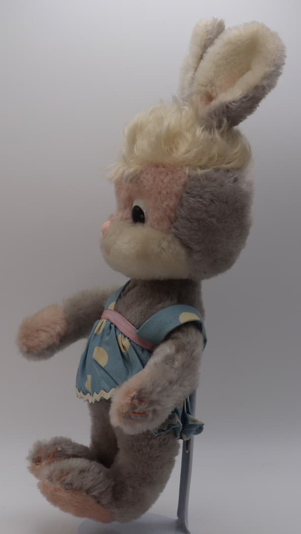 シュコー・ビゴベロ 女の子のウサギのぬいぐるみ 33cm ビンテージ品