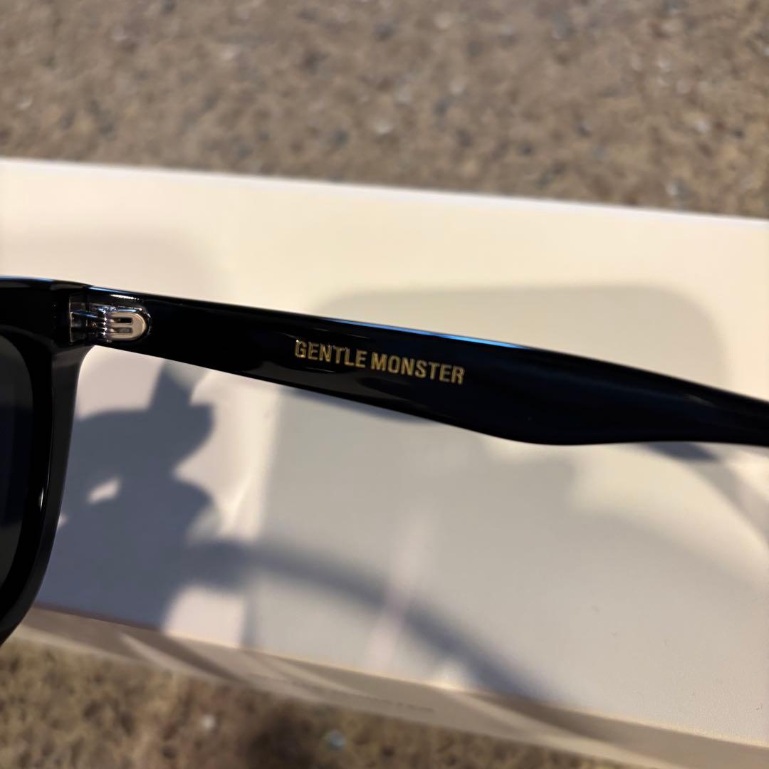 ジェントルモンスター　GENTLE MONSTER