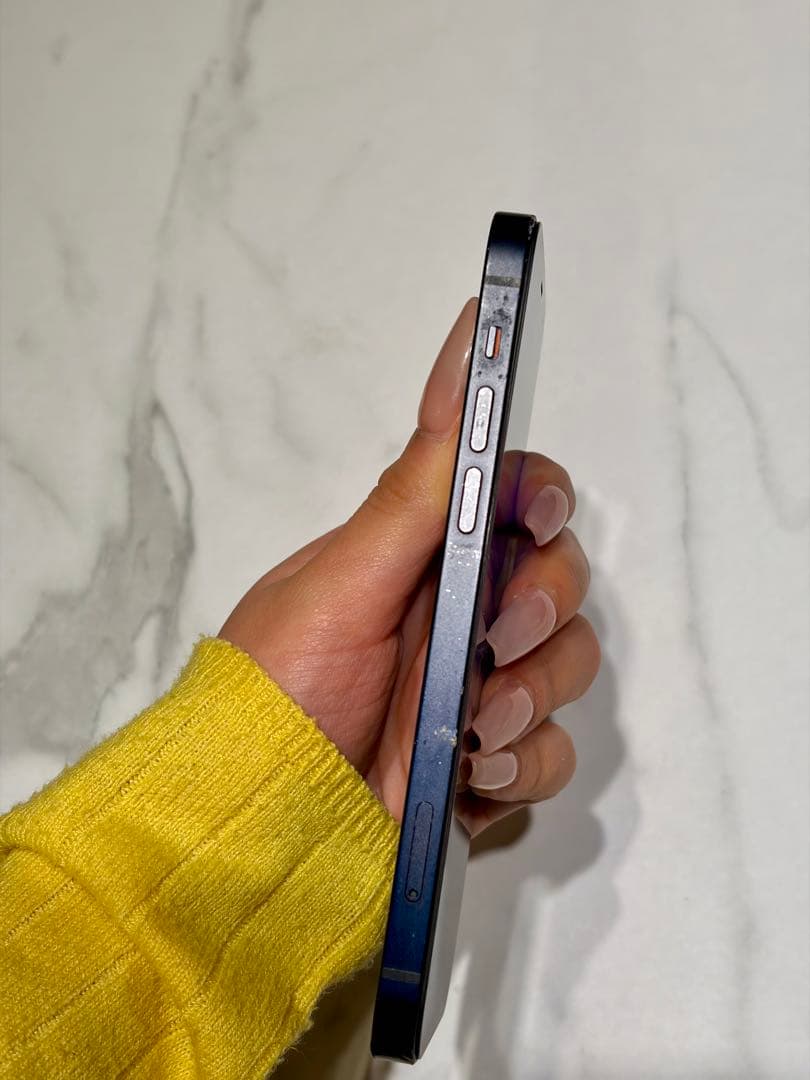 iPhone 12ブラック 本体　256gb ios16.6