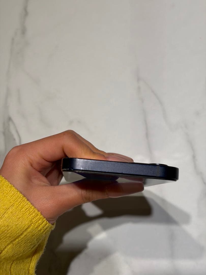 iPhone 12ブラック 本体　256gb ios16.6