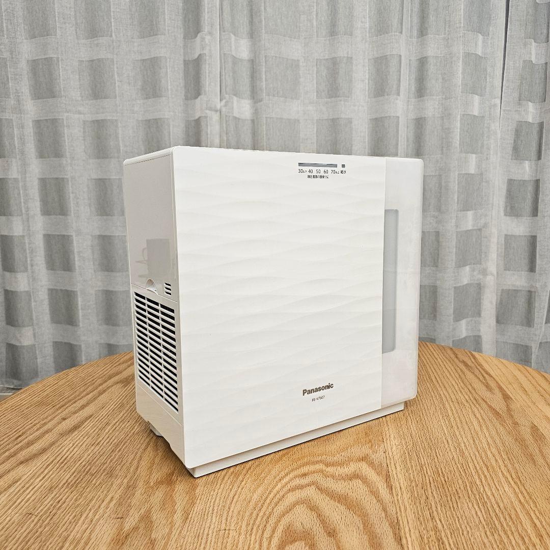★Panasonic ヒーターレス気化式加湿機 FE-KFS07-W★