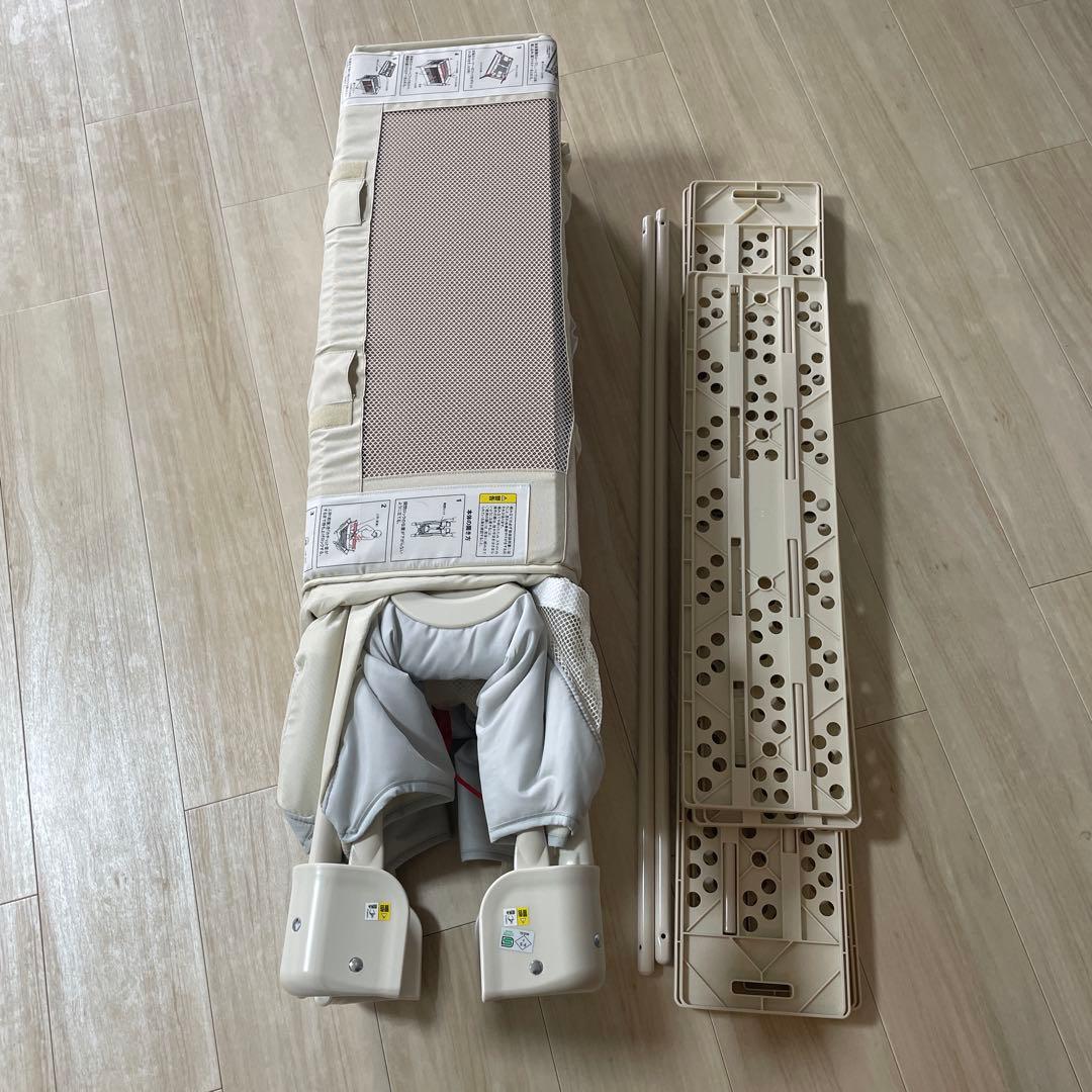 【美品】アップリカ ココネルエアープラス ミルクホワイト系 ベビーベッド