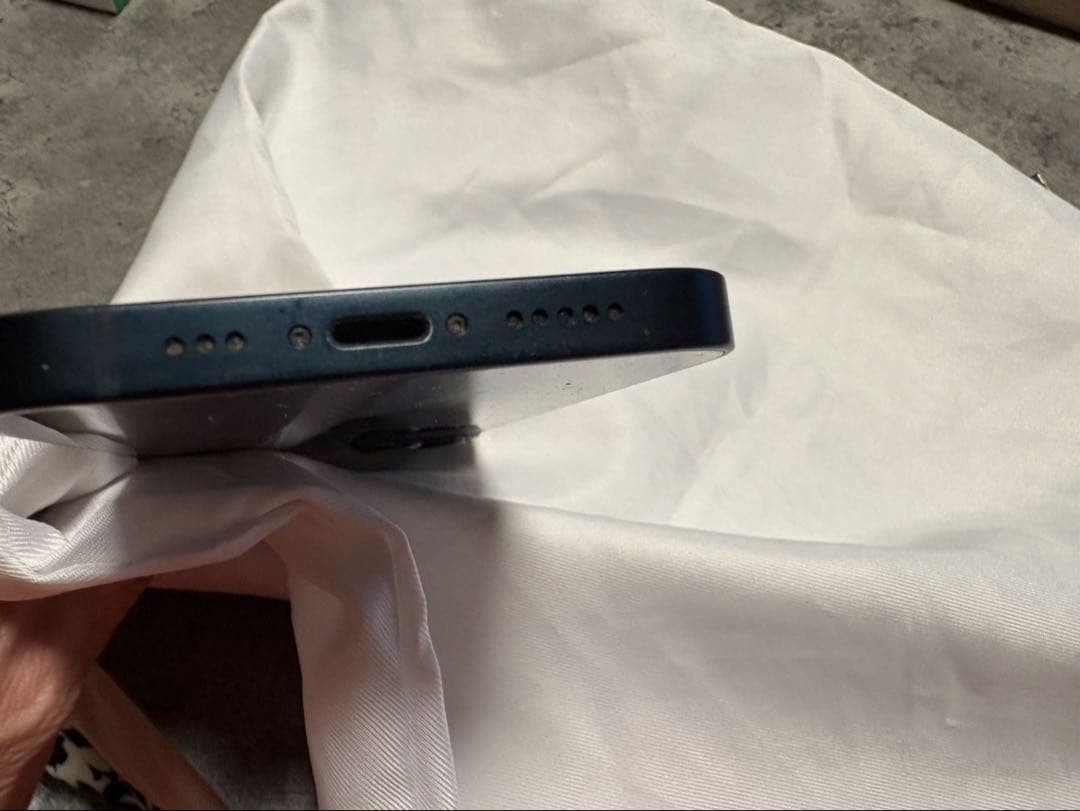 Apple iPhone 13 ブラック 125GB