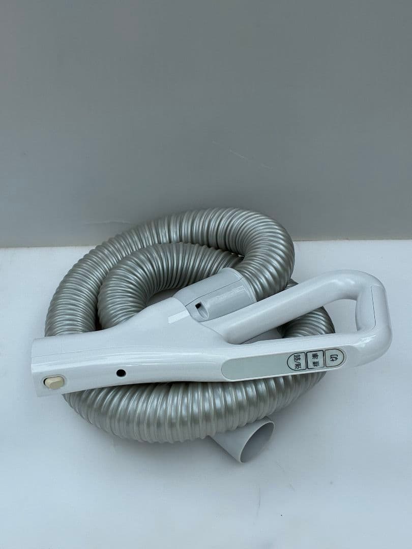 TOSHIBA　掃除機 　VC-PF7A