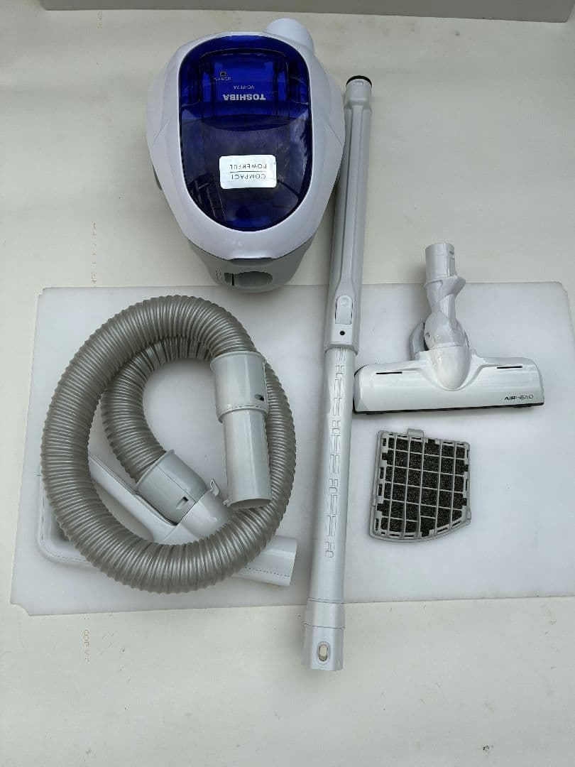 TOSHIBA　掃除機 　VC-PF7A