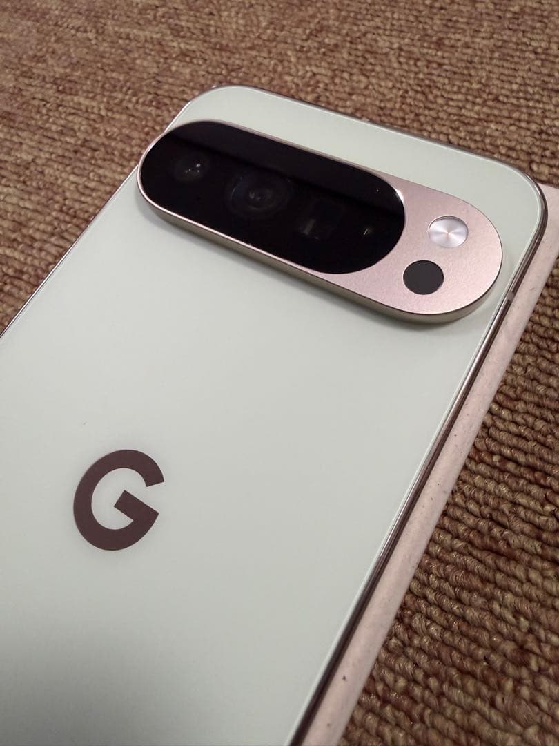 ほぼ未使用 Google Pixel 10ProXL 緑 Jade 256GB