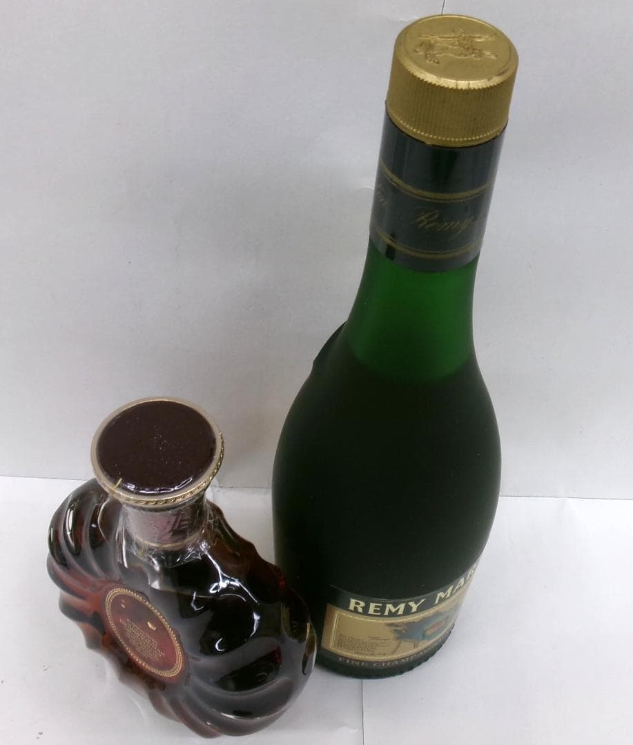 合計1050ｍL・レミーマルタンの2本セット（RSH112・RVSOP18）