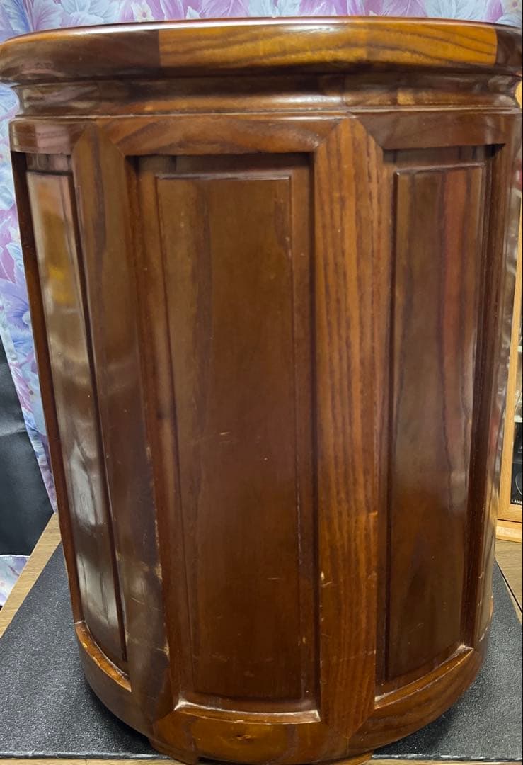 レトロ木製丸型スツール　アンティーク　花台　　椅子