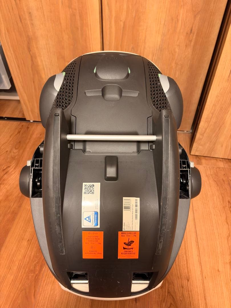 ベビーシート　cybex Cloud G i-Size カーアダプタセット