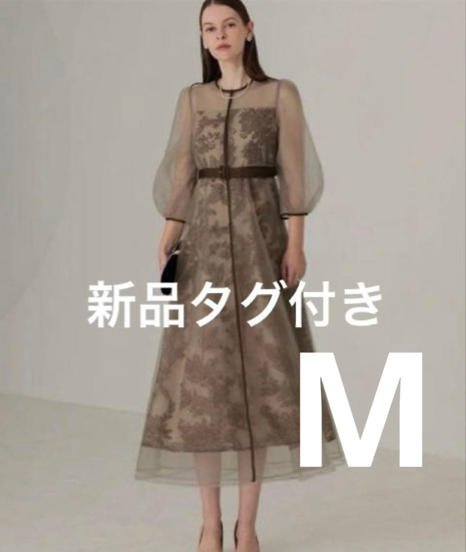 ラ*テ様 【新品タグ付き】LEJA チュールパイピングリーフベルトAラインドレス