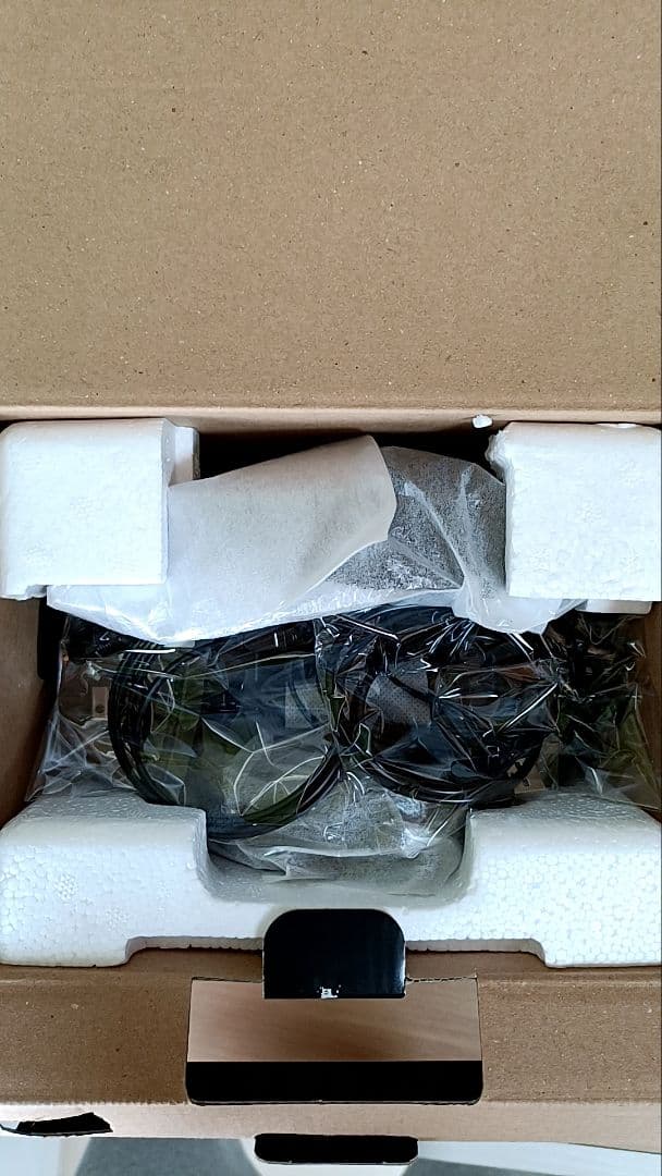 SONY デジタルサラウンドヘッドホンシステム MDR-HW700DS