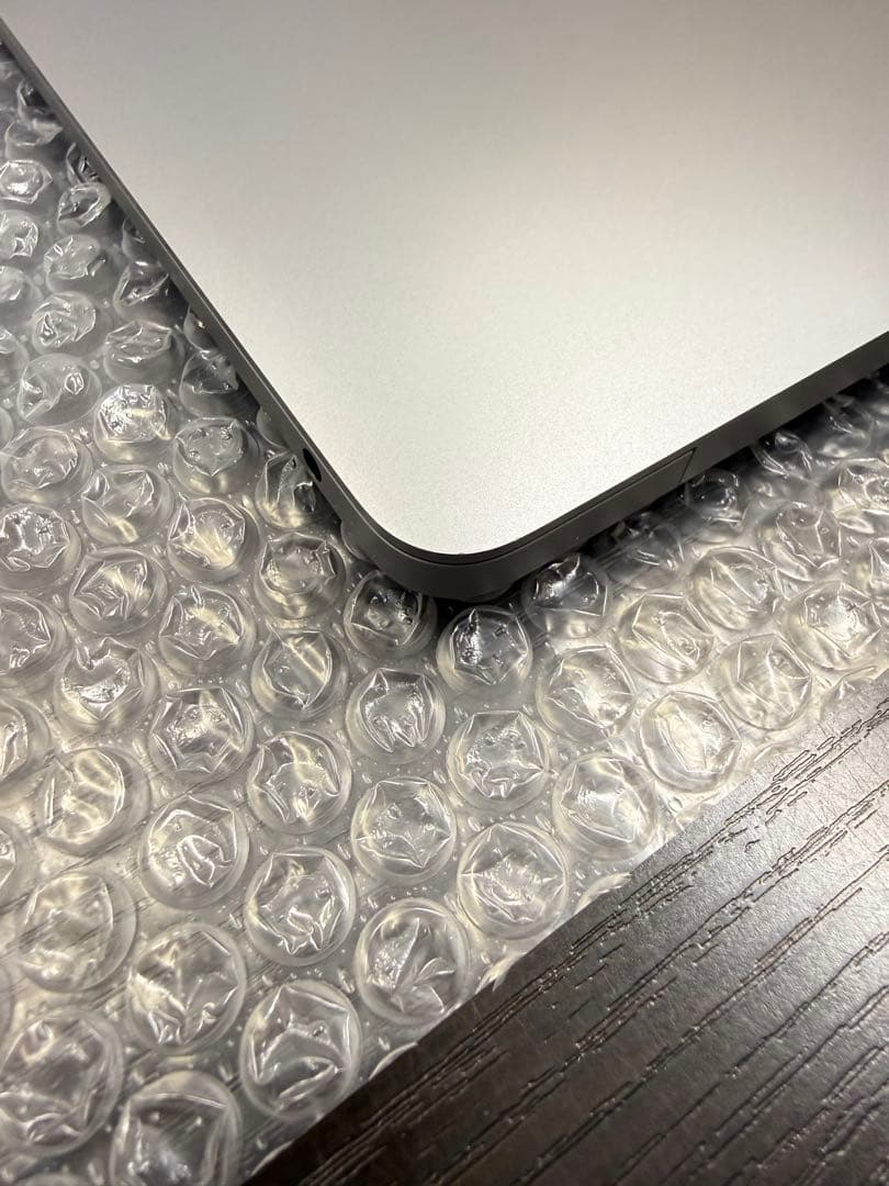 Apple MacBook Air (M1, 2020) 本体 スペースグレイ