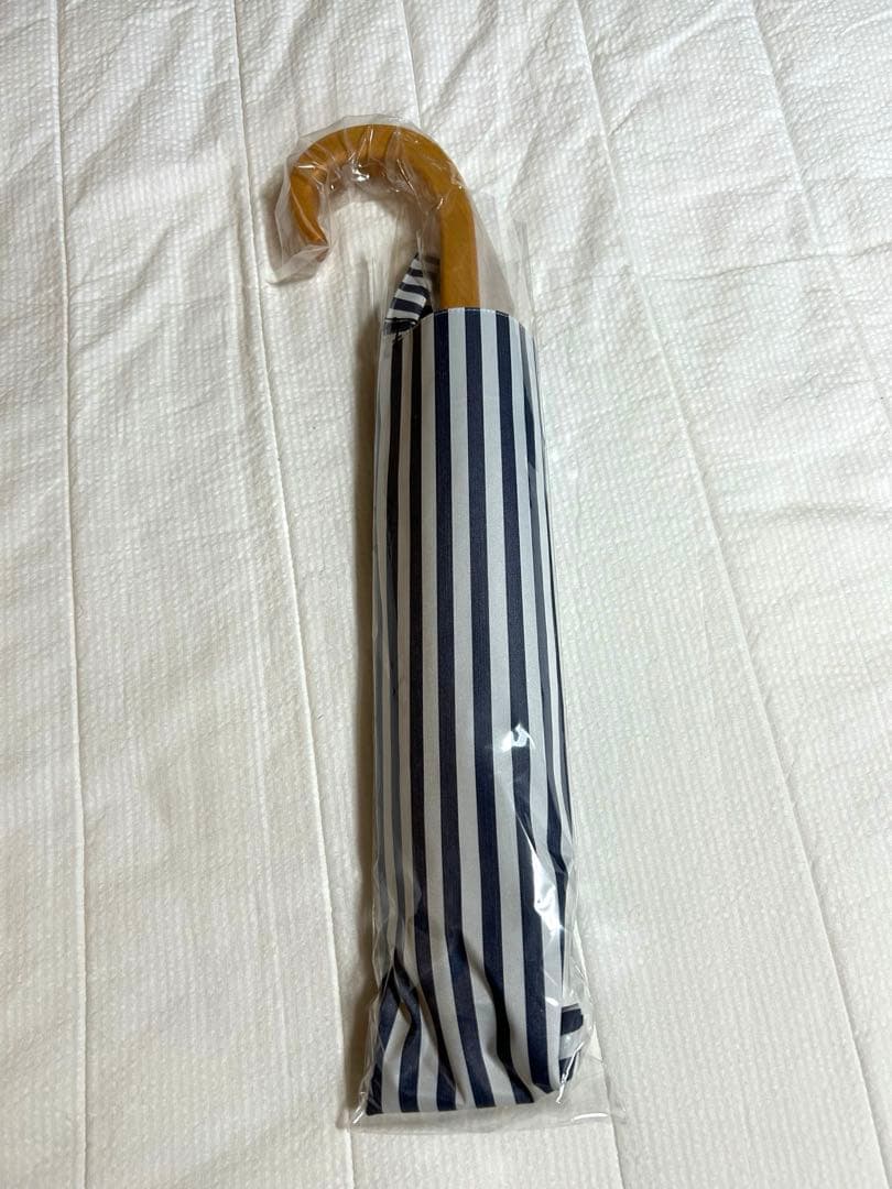 サンバリア100 折りたたみ日傘 2段折 ストライプ ネイビー