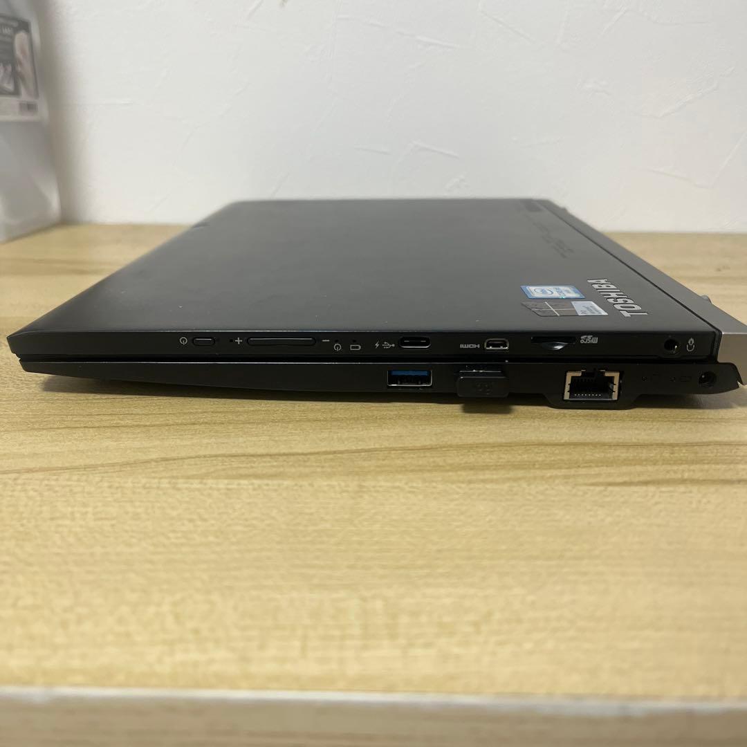 【中古】東芝Dynabook R82フルHD タブレットPC 2in1 第6世代