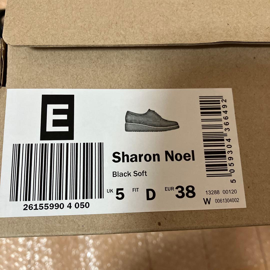 クラークス　シャロンノエル　ブラック