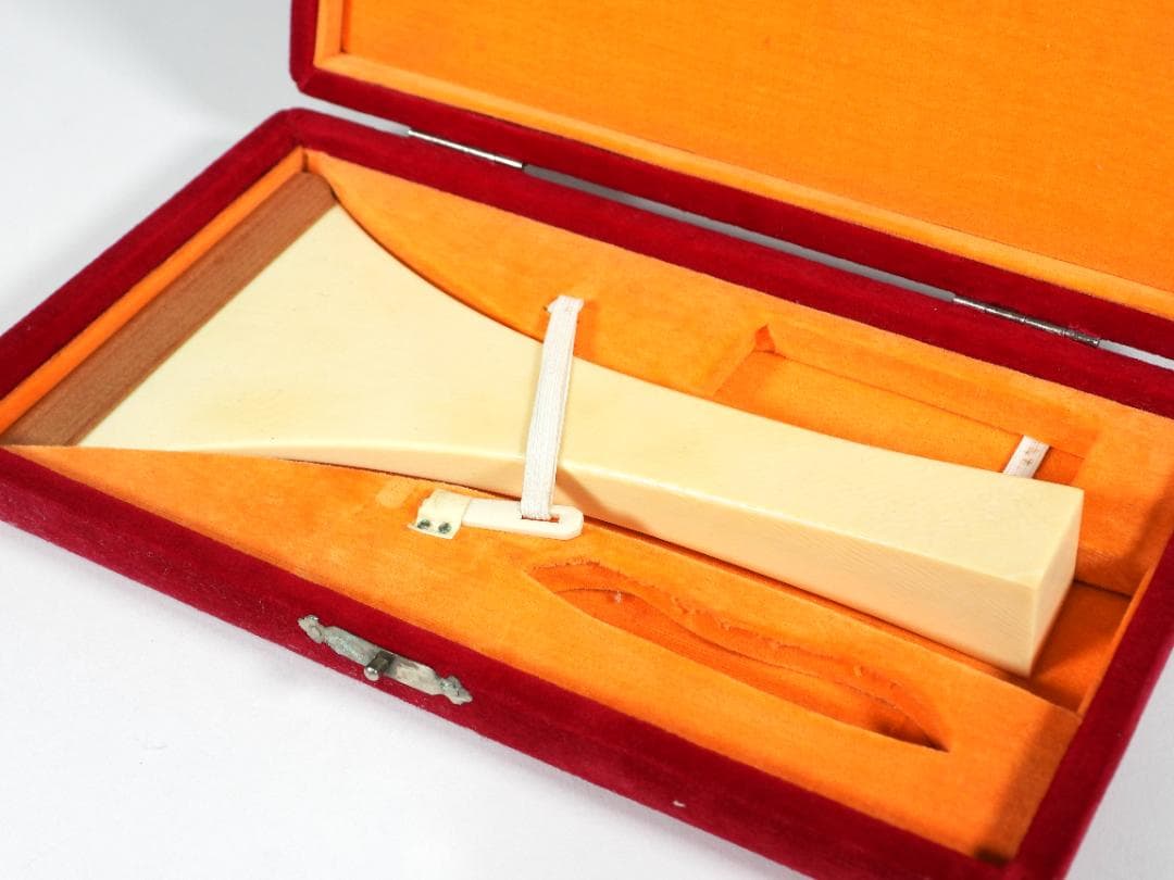 極上　三味線　撥　バチ　天然素材　和楽器　民謡　アンティーク　細密細工