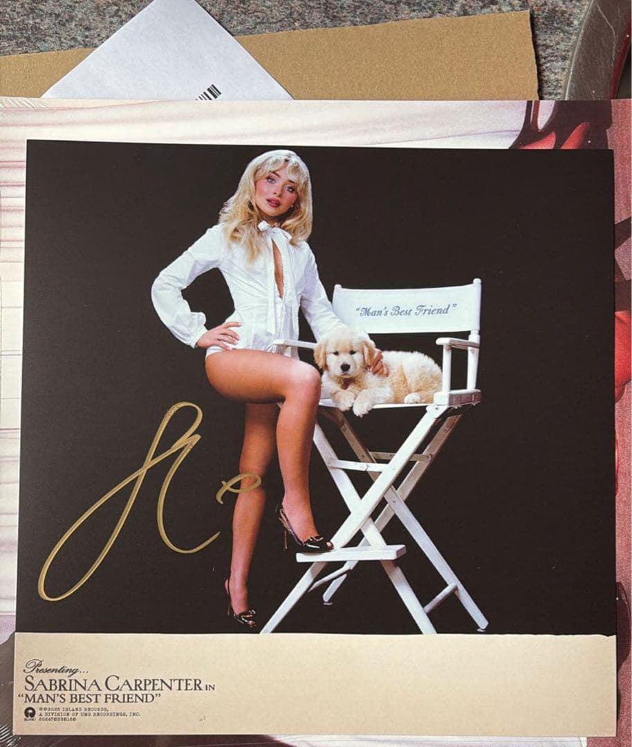 sabrina carpenter Mans Best Friendsサイン入り
