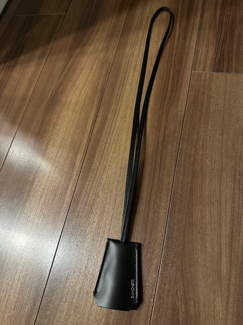 ザンケッティ　レザーネックレス