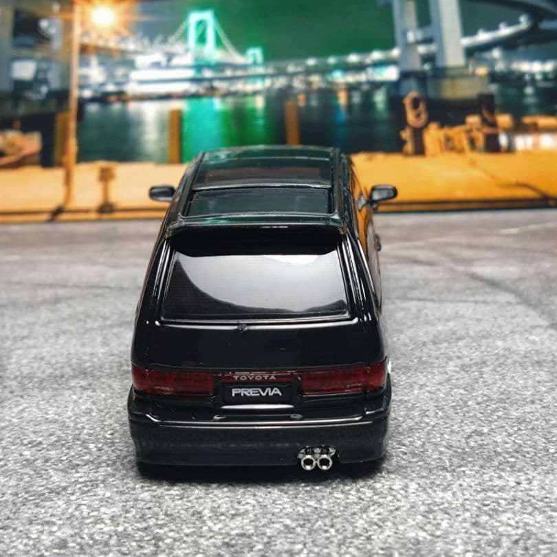 【カスタム品】MORTAL 1/64 トヨタ エスティマ FABULOUS仕様