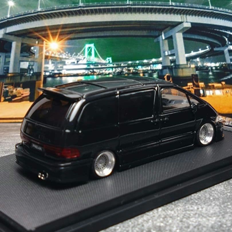 【カスタム品】MORTAL 1/64 トヨタ エスティマ FABULOUS仕様
