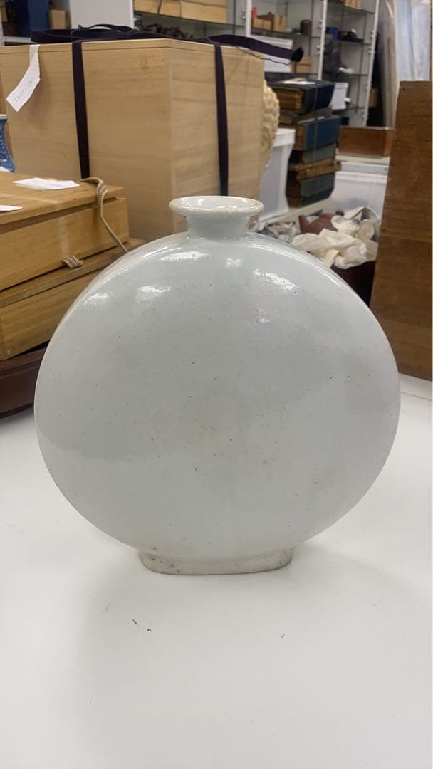 李朝　白磁　壺