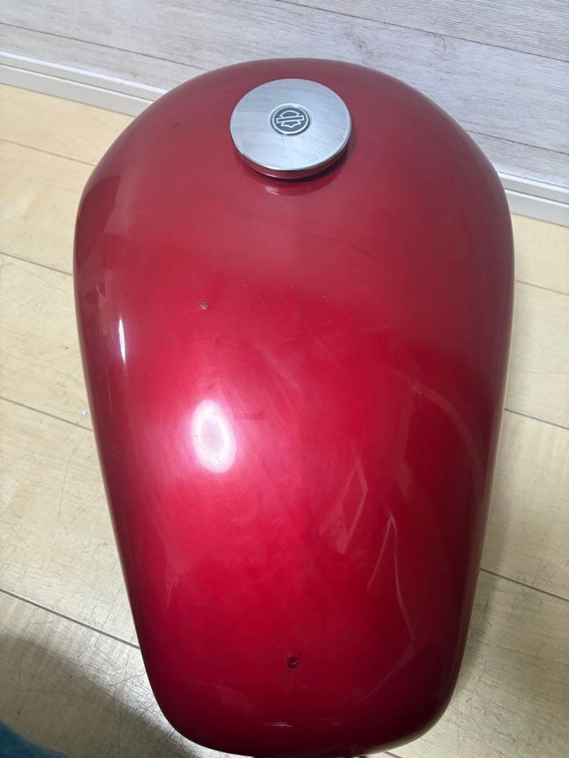 スポーツスター　ガソリンタンク　XL1200 XL883キャンディーレッド 07
