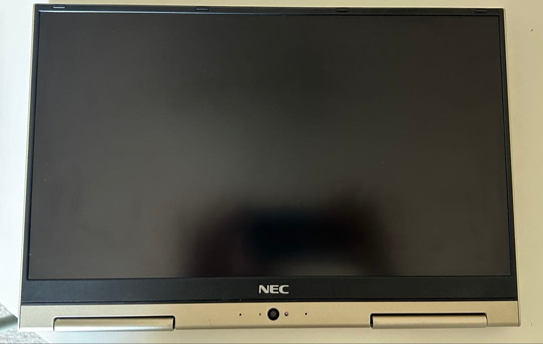 LAVIEノートPC 世界最軽量 タッチパネル