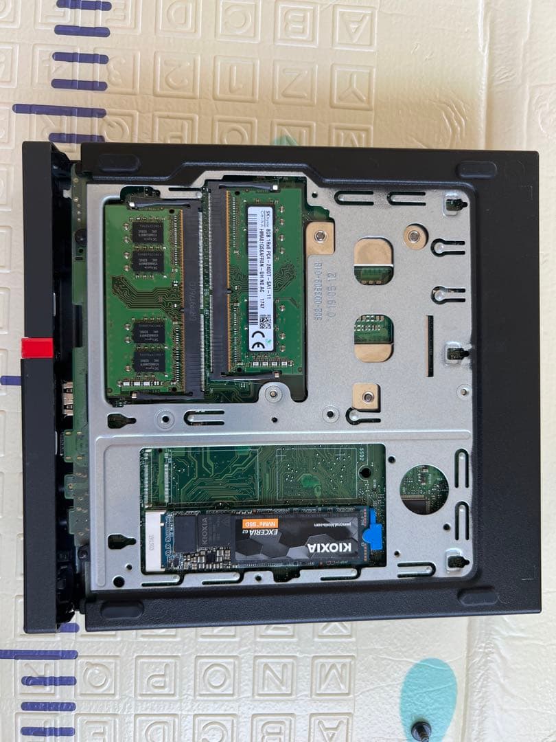 ミニPC Lenovo ThinkCentre M920q i5-8500t/16/256