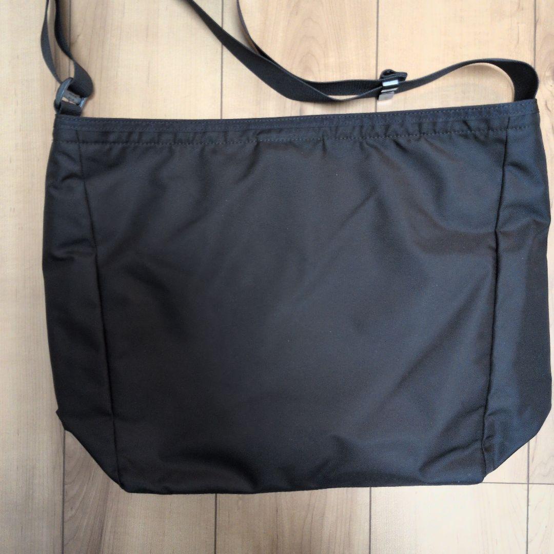 美品 SHOULDER STANDARD HEXA M MONOLITH