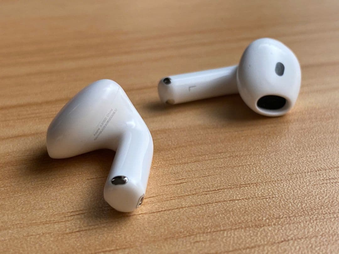 Apple AirPods 4（通常版・ANC非対応）
