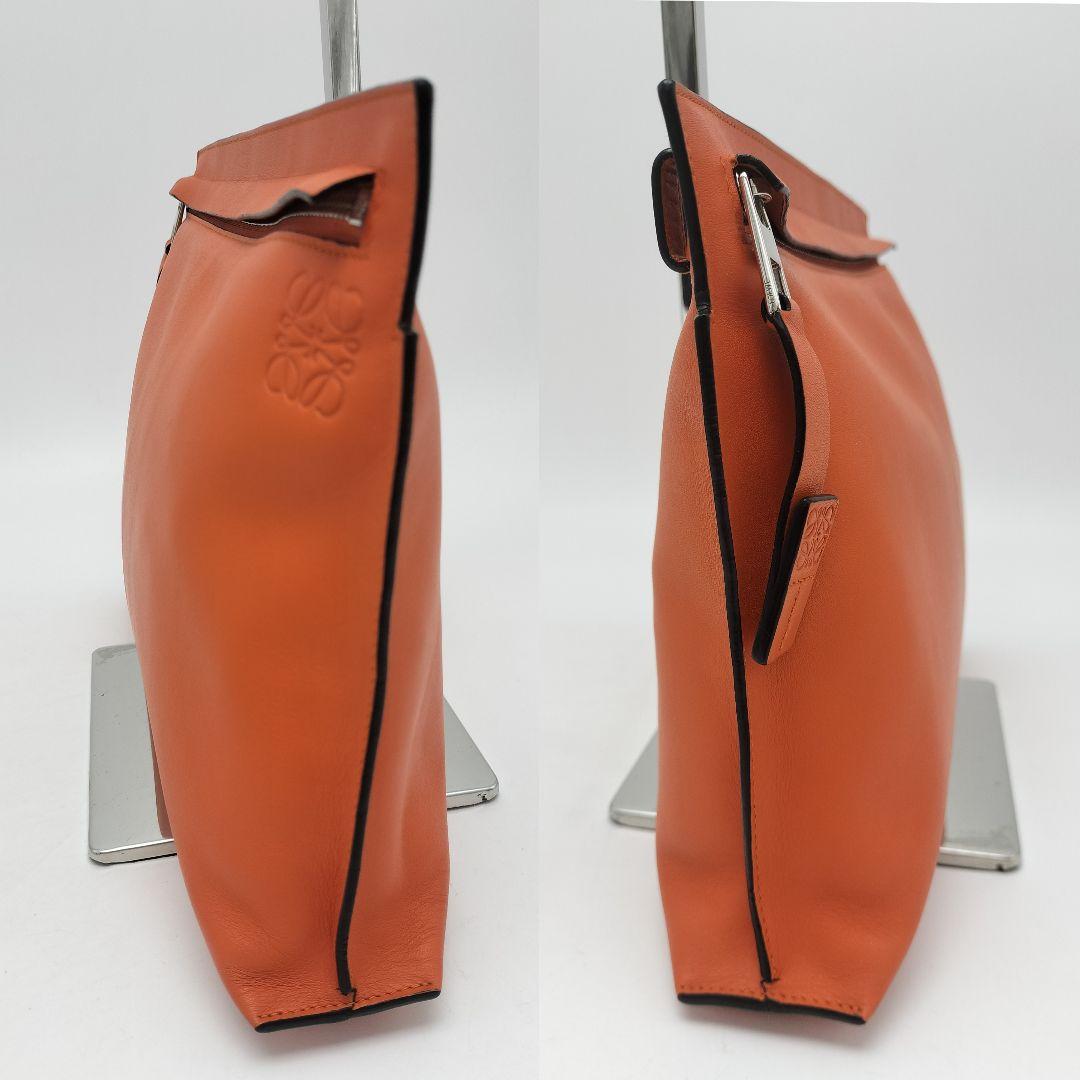 ゆたゆた　極美品✨ロエベ　クラッチバッグ　レザー