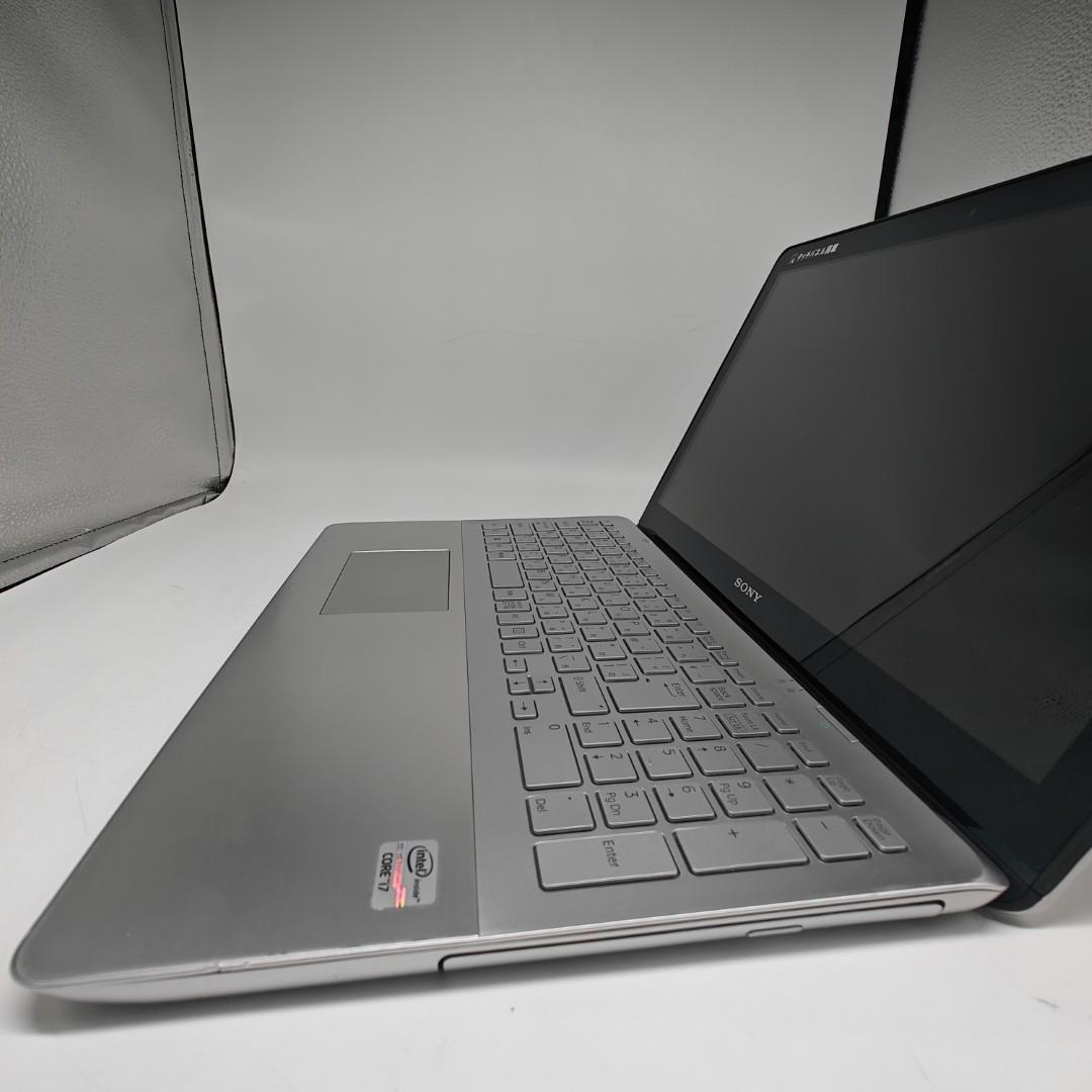 【VAIO】SVF 爆速i7 SSD256GB 12GB シルバー ノートPC