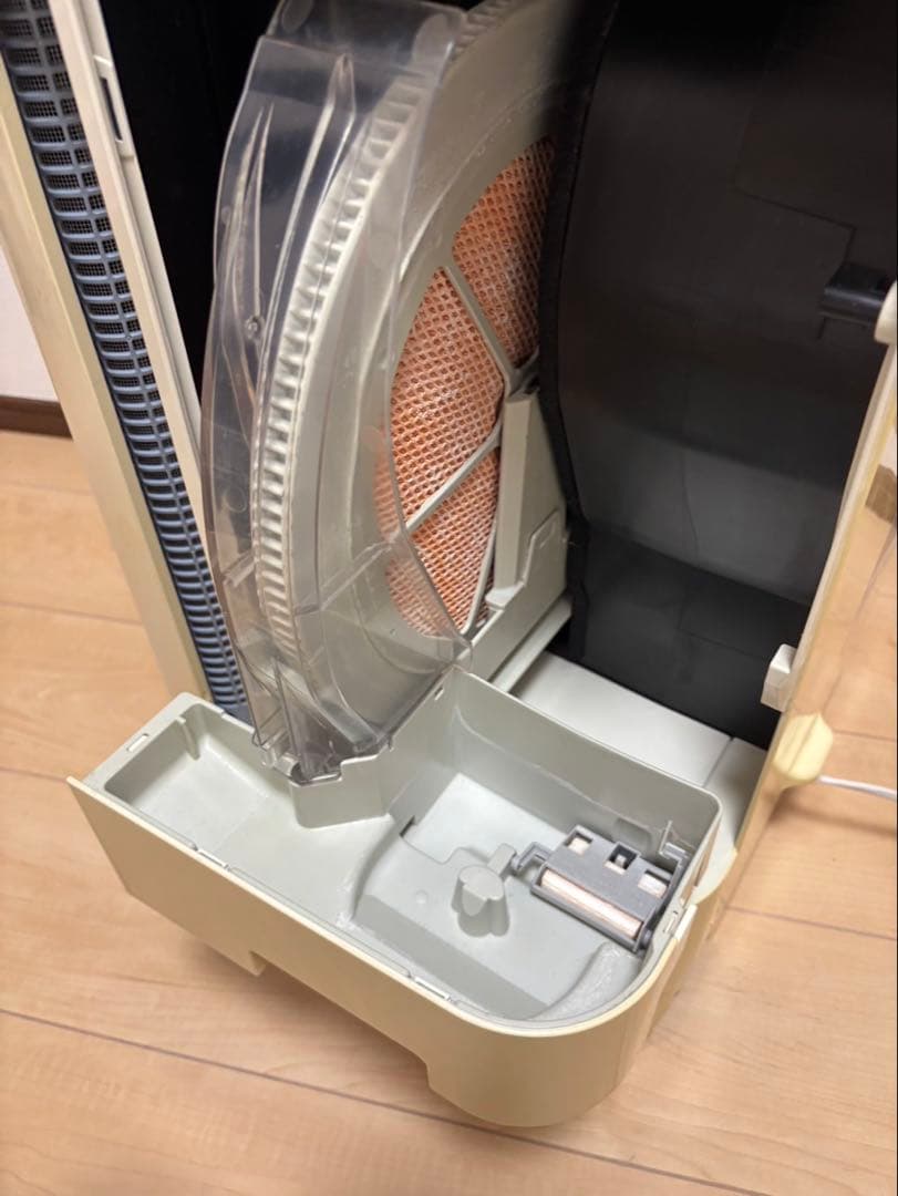 ダイキン クリアフォース MCZ70RKS-W 加湿機 除湿機 空気清浄機