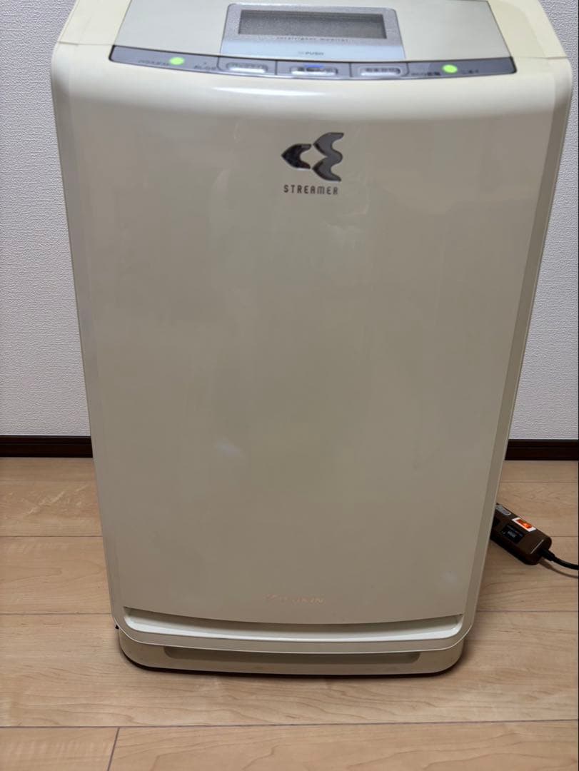 ダイキン クリアフォース MCZ70RKS-W 加湿機 除湿機 空気清浄機