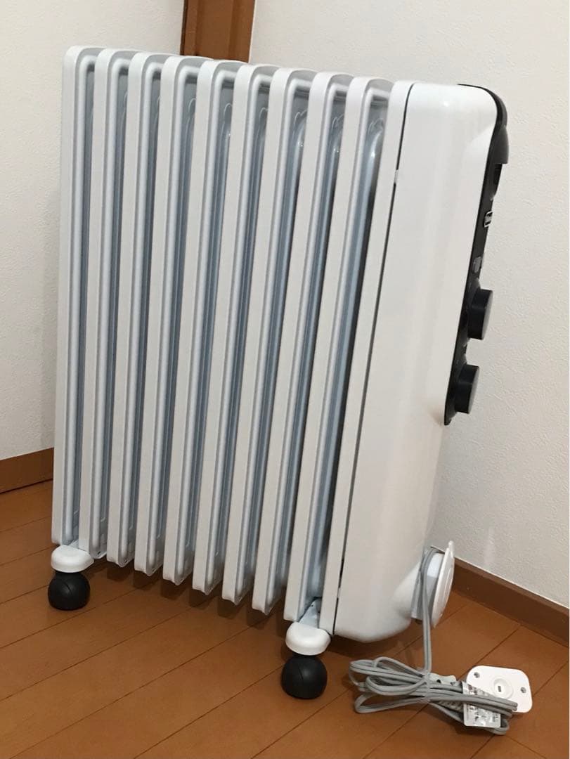 デロンギ　アミカルド オイルヒーター