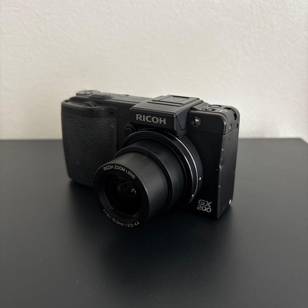 RICOH GX200（リコー GX200）