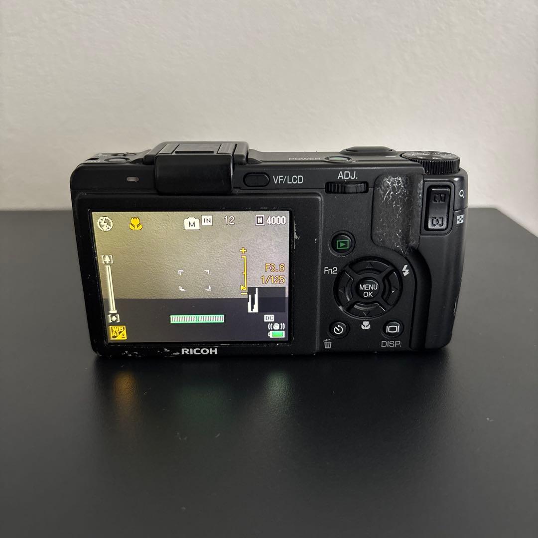 RICOH GX200（リコー GX200）