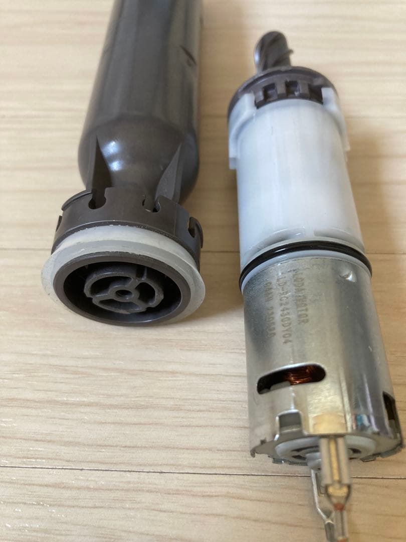 ダイソン掃除機　sv18 純正スタンド付き　分解洗浄　メンテナンス品