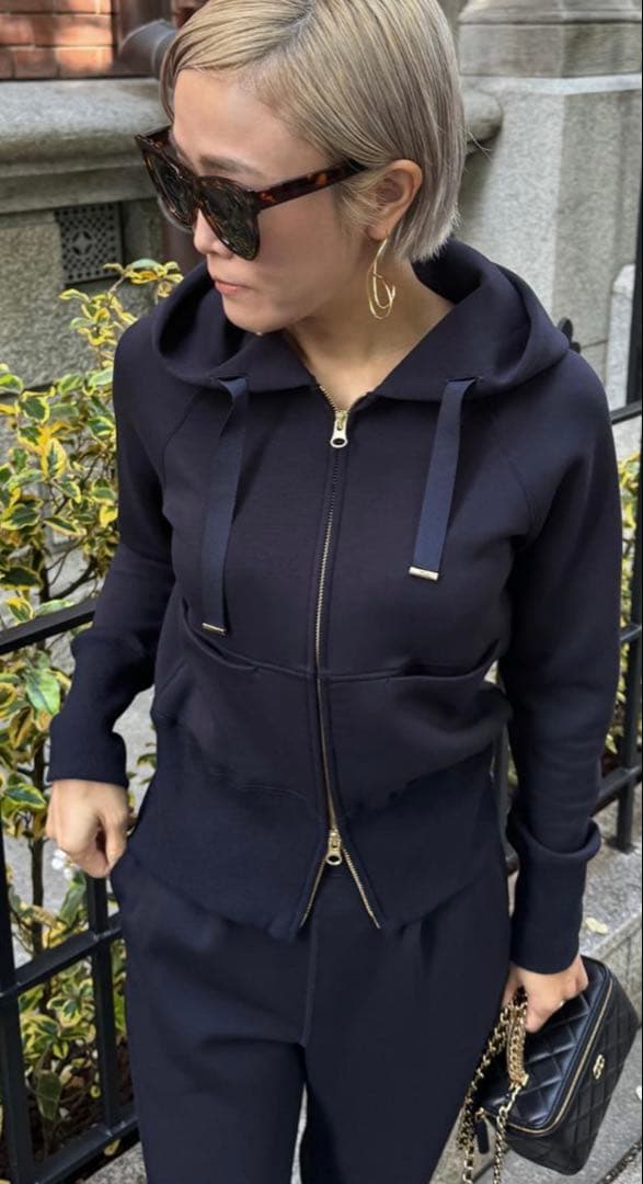 【新品未使用】JENNE 日本製美ラインパーカーS ネイビー