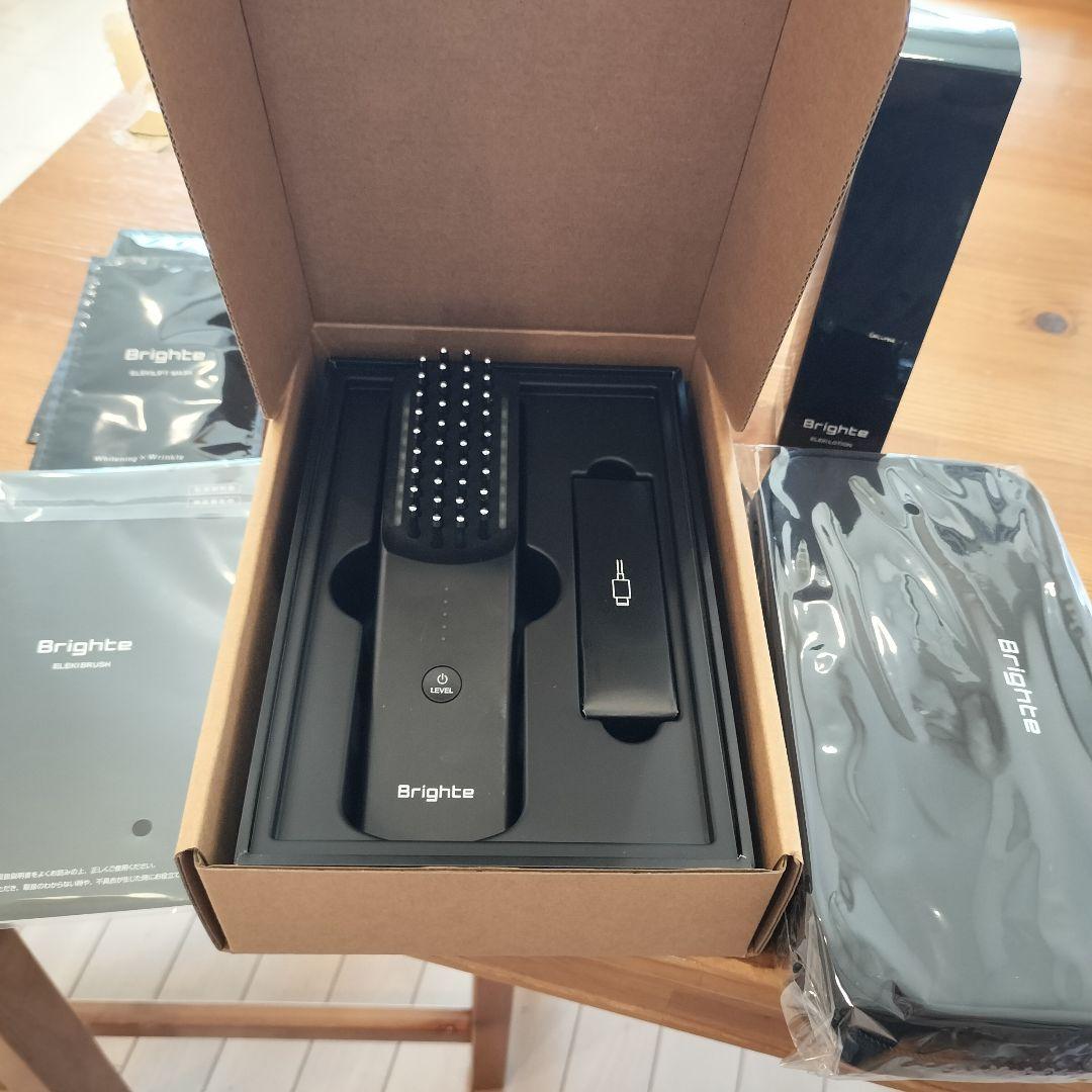 エレキブラシ　Brighte LED美顔器 ブラック