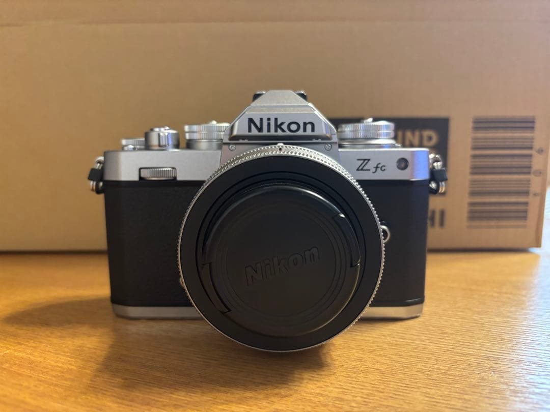 Nikon Z fc ミラーレス一眼 シルバー/ブラック