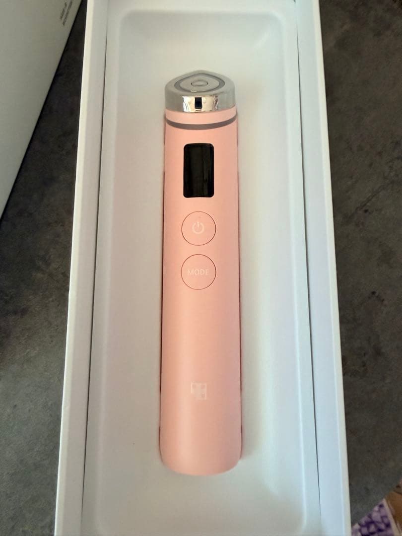 メディキューブBOOSTER PRO 美顔器