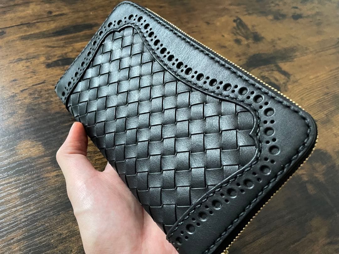 ラウンドファスナー 長財布