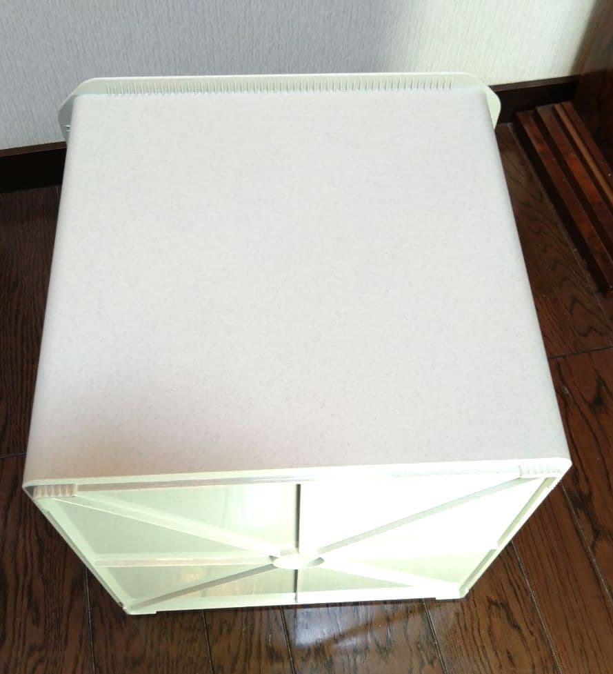 タッパウェア　 マルチオーガナイザー　ドア付き2段　＋　キャスター付パレット