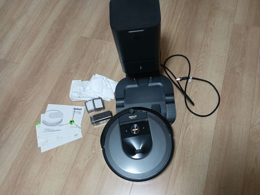 iRobot Roomba i7+ ルンバ本体、ポート、その他交換パーツ