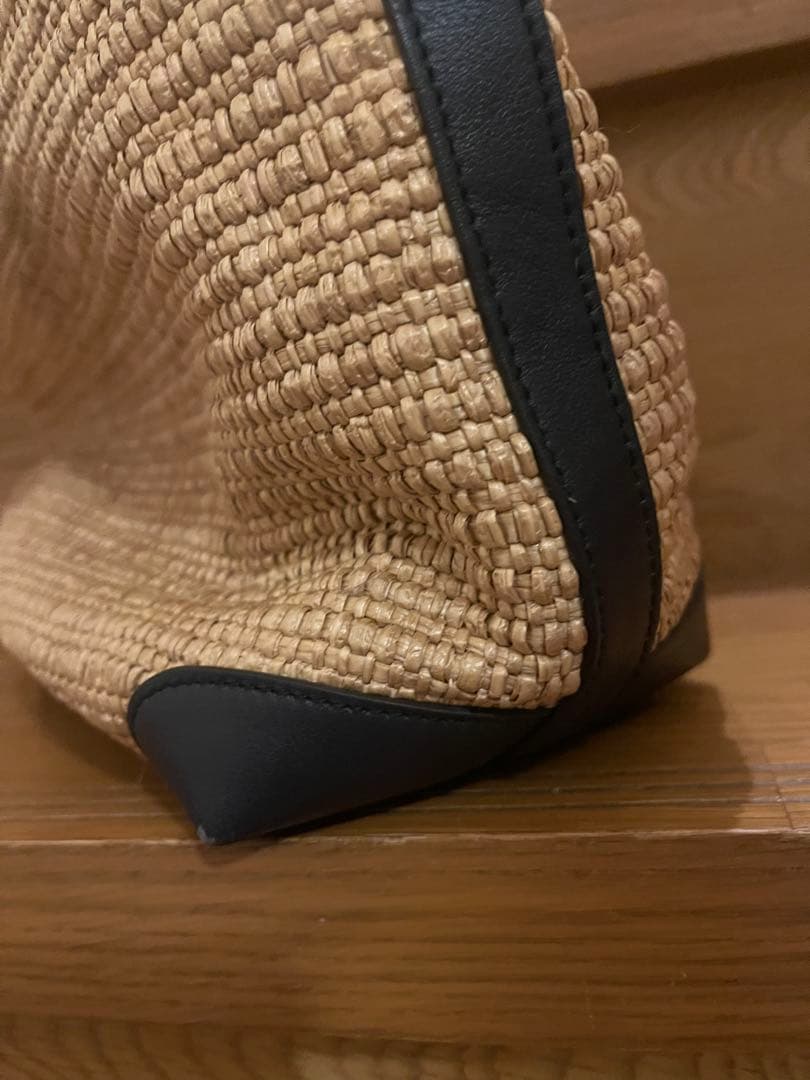 Gucci ストローかごバッグ バンブーハンドル