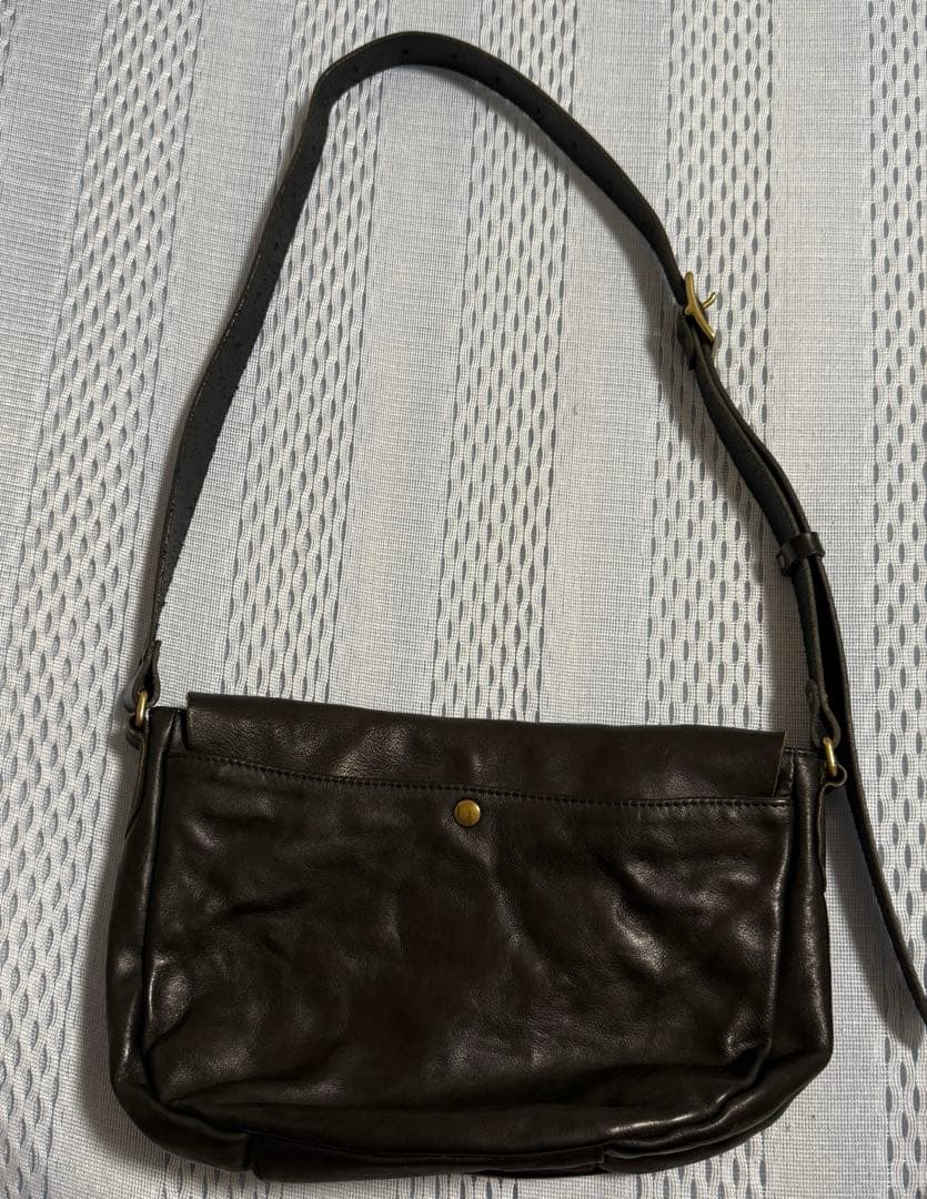 sot ハンドウォッシュレザー　ショルダーバッグ　黒