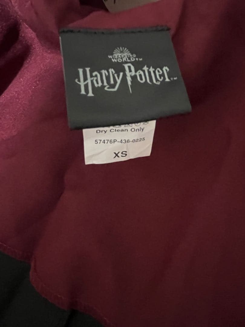 スタジオツアーハリー・ポッター グリフィンドール　ローブXS ネクタイ付き